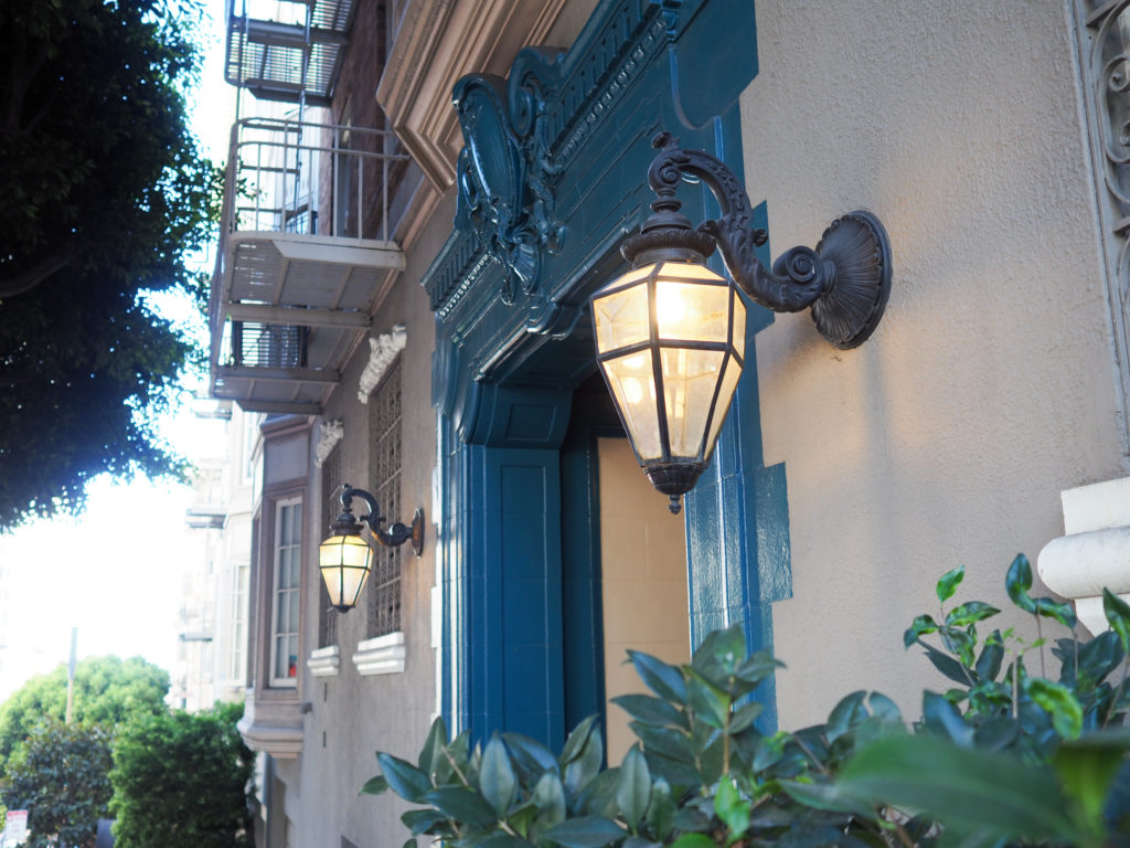 lampposts lit streets of san francisco